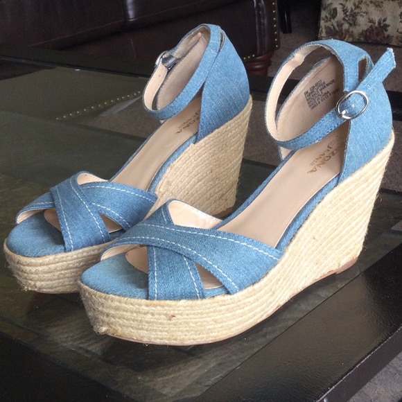 Arizona Jean Co. Denim Wedged Sandals - Picture 2 of 4